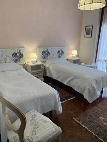 La Casa Dei Pini Bed & Breakfast Malnate Luaran gambar
