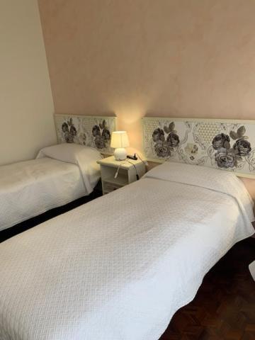 La Casa Dei Pini Bed & Breakfast Malnate Luaran gambar
