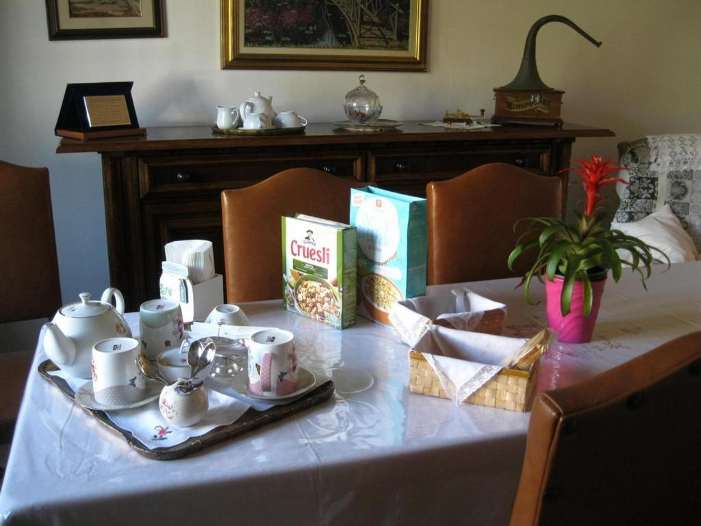 La Casa Dei Pini Bed & Breakfast Malnate Luaran gambar